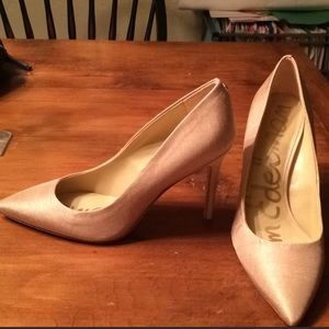 NWOT Sam Edelman Champagne heels